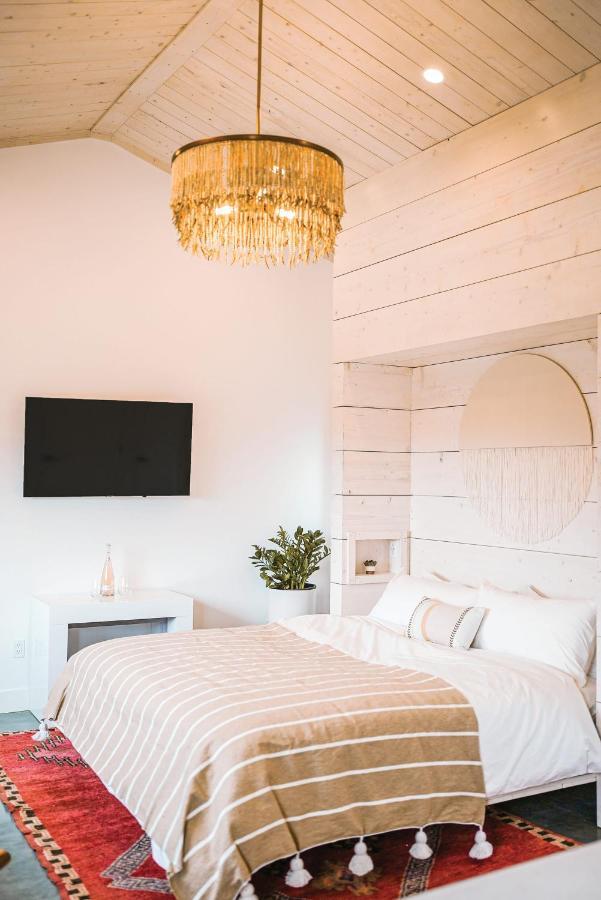 Funboard Room Includes King Bed And Mini Kitchenette Stinson Beach Eksteriør billede