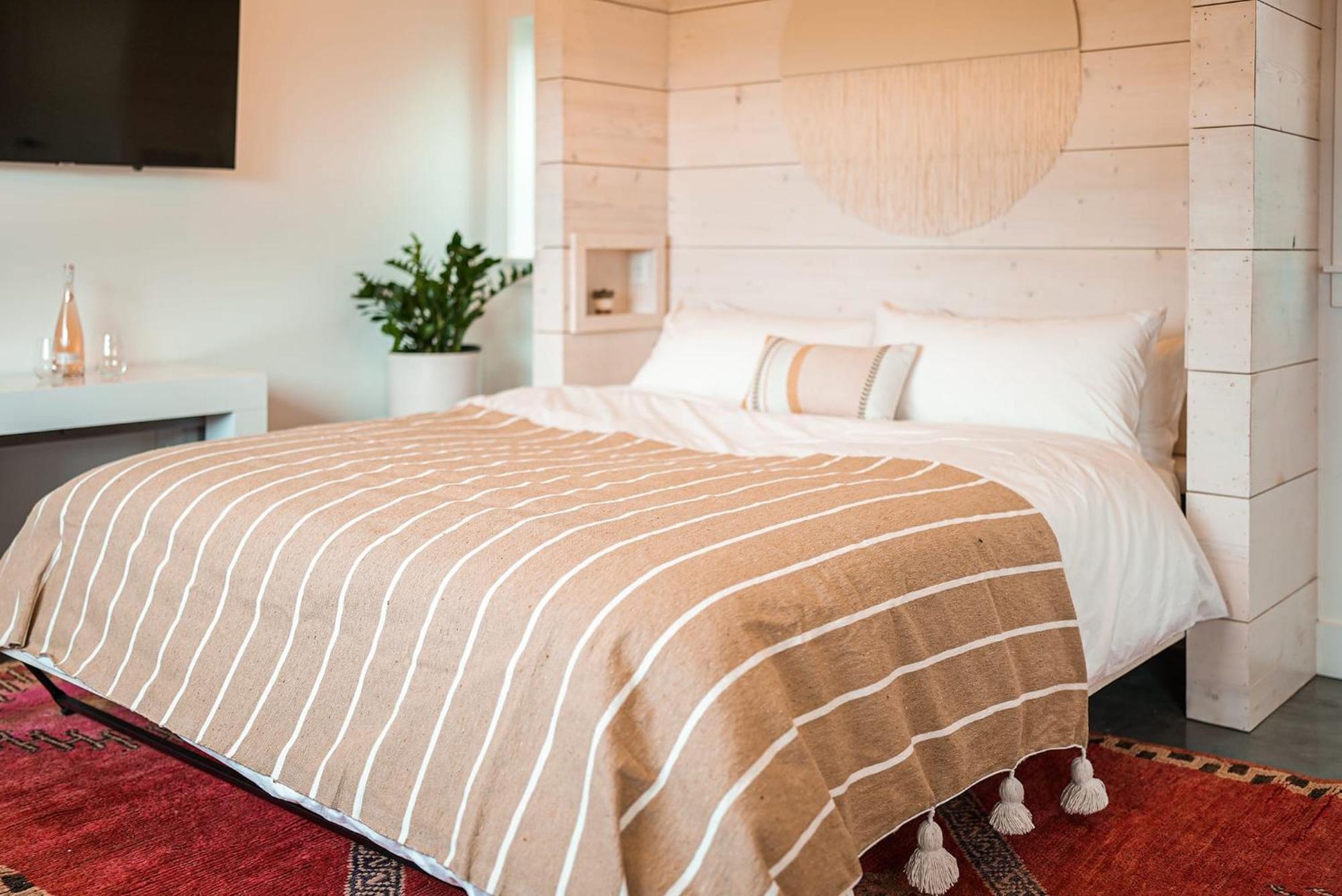 Funboard Room Includes King Bed And Mini Kitchenette Stinson Beach Eksteriør billede